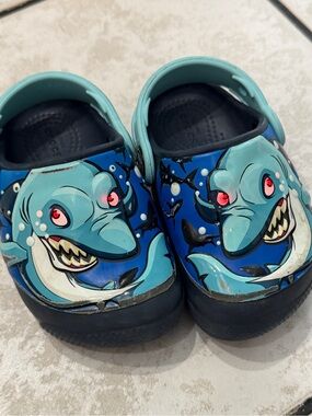 Kids Shark Croc Shoes - size 6